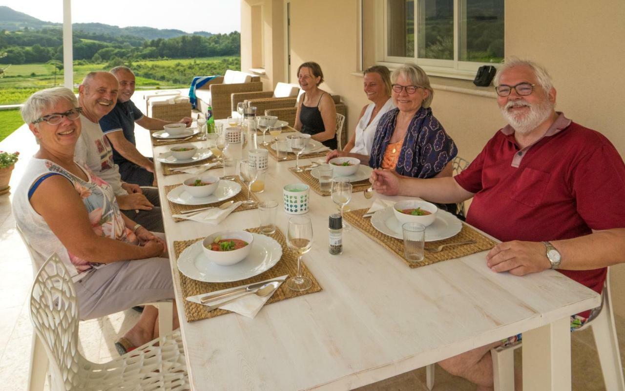 Les Terrasses De Cascavelle Ferienhaus *
